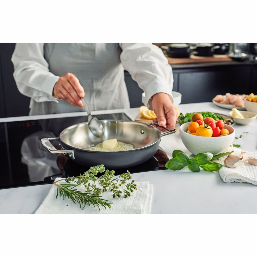 9.5-inch, 18/10 Stainless Steel, Frying Pan