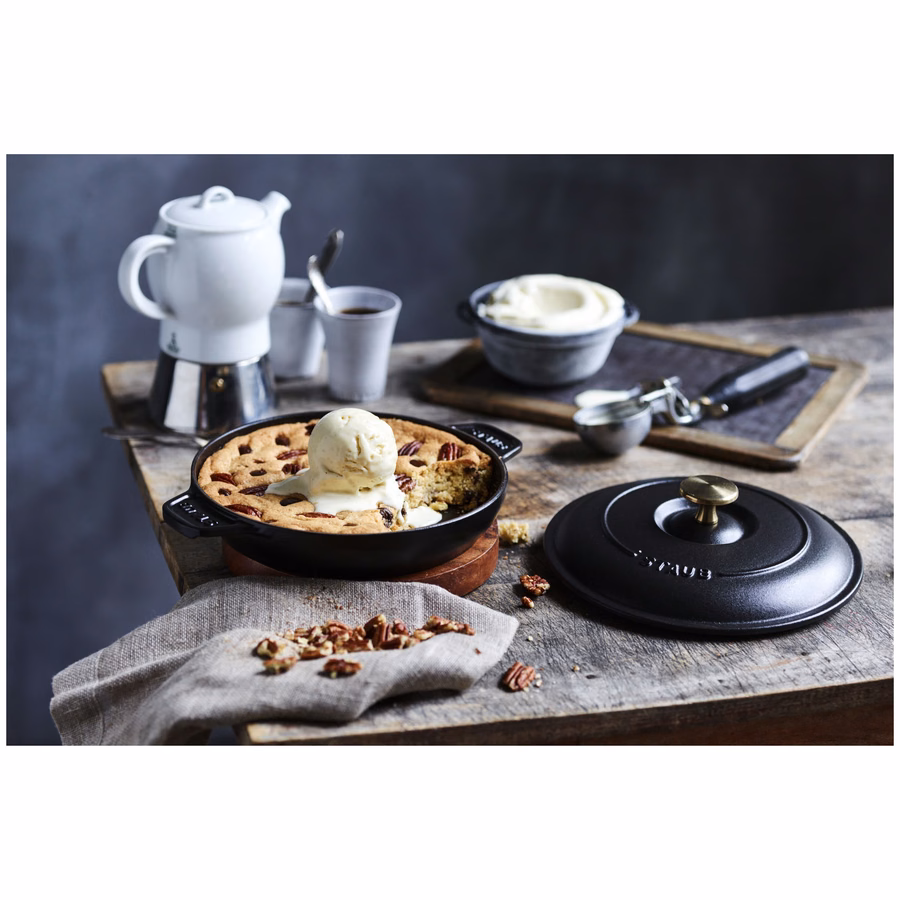 8-inch, Round, Covered Baking Dish With Lid, Matte Black
