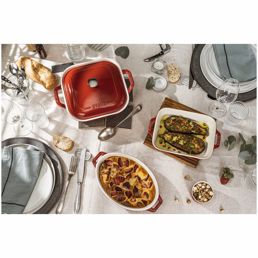 9-inch, Oval, Baking Dish, Cherry