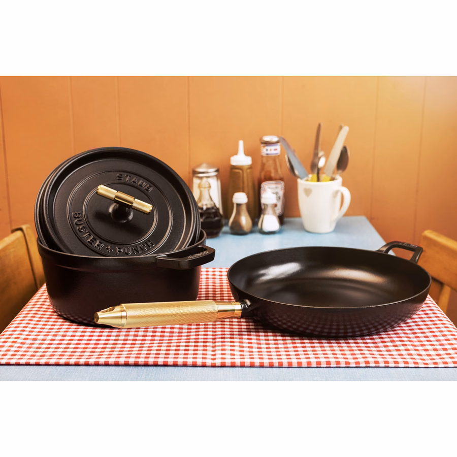4 qt, Round, Dutch Oven Buster And Punch, Matte Black