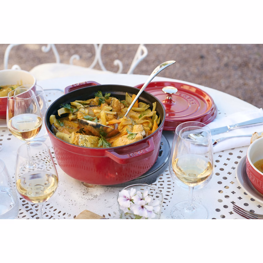 2.75 qt, Round, Dutch Oven, Cherry