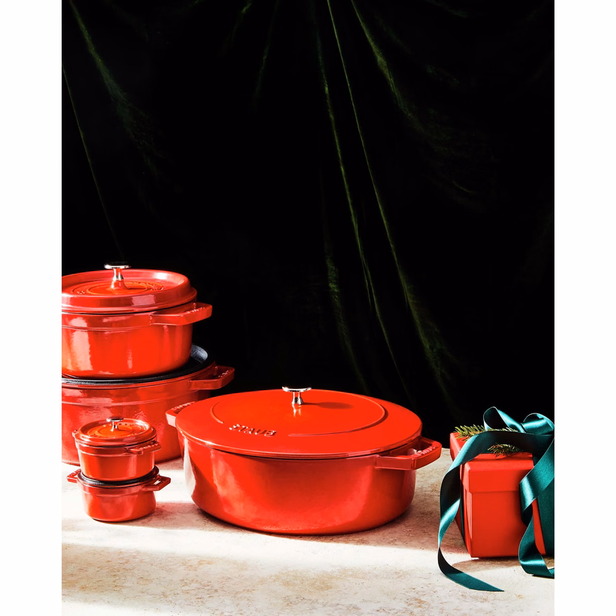 6.25 qt, Wide Oval Dutch Oven, Cherry