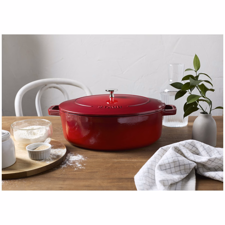 6.25 qt, Wide Oval Dutch Oven, Cherry