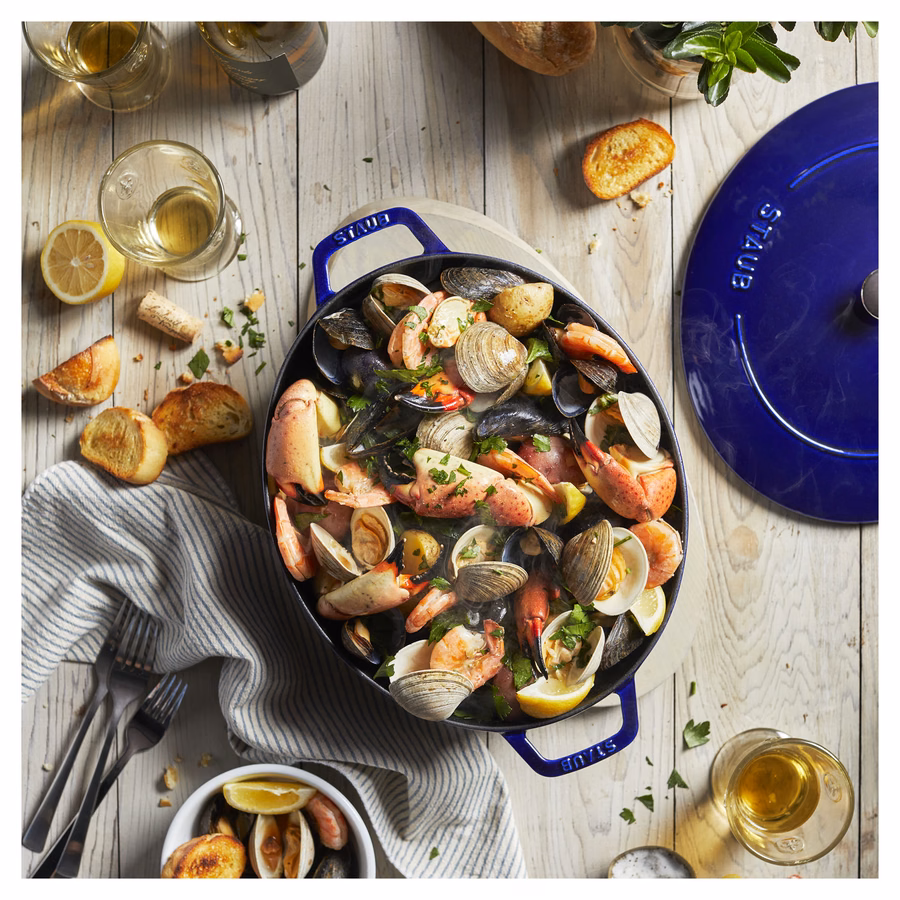 6.25 qt, Wide Oval Dutch Oven, Dark Blue