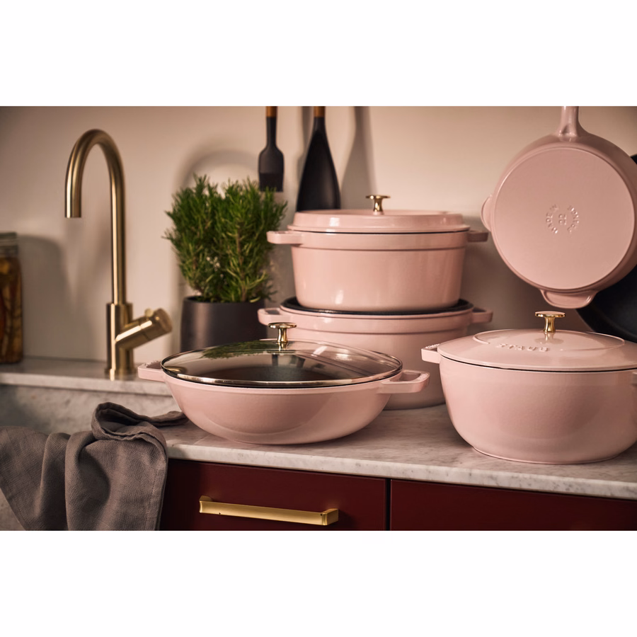 3.5 qt, Braiser With Glass Lid, Peony Pink
