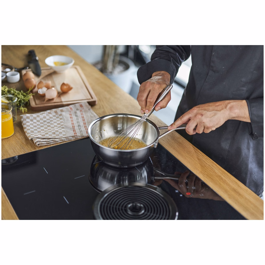 2 qt Saucier, 18/10 Stainless Steel