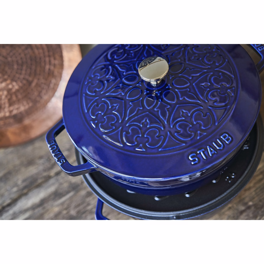 3.75 qt, Essential French Oven Lilly Lid, Dark Blue
