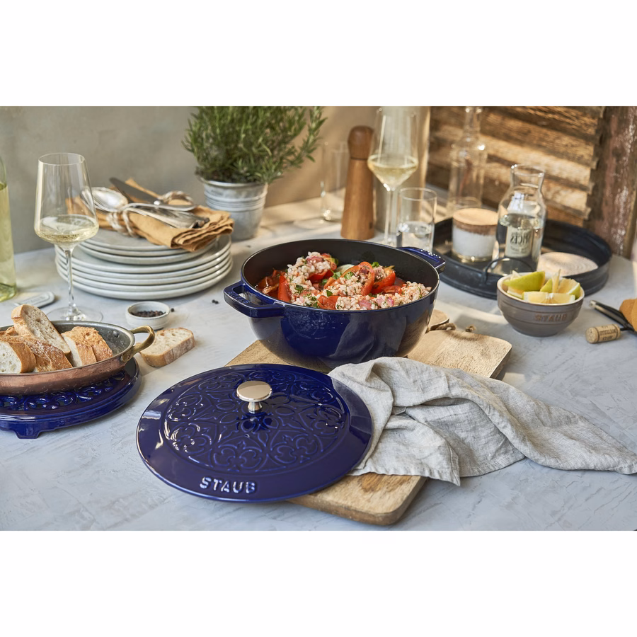 3.75 qt, Essential French Oven Lilly Lid, Dark Blue