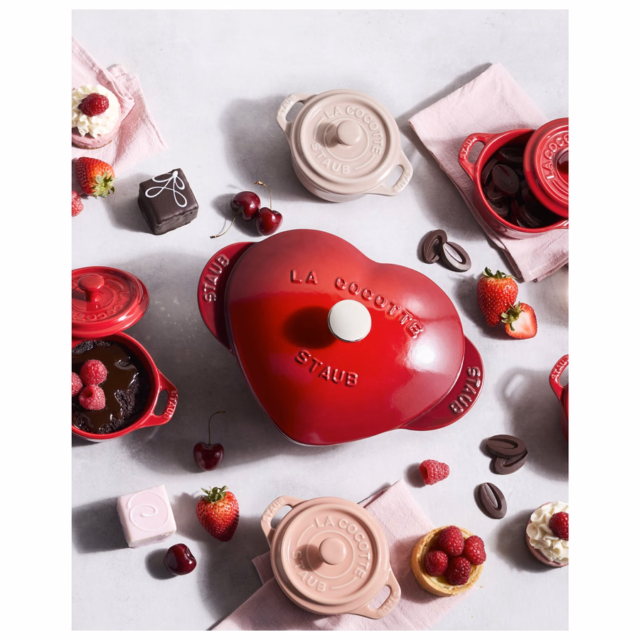 1.75 qt, Heart, Dutch Oven, Cherry