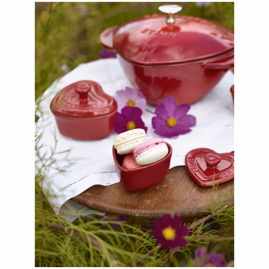 1.75 qt, Heart, Dutch Oven, Cherry