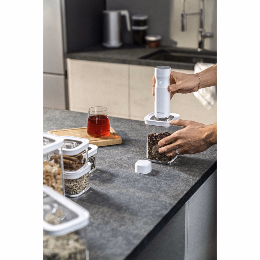 CUBE Container S / 11 cm, 0.35 Qt, Transparent-White
