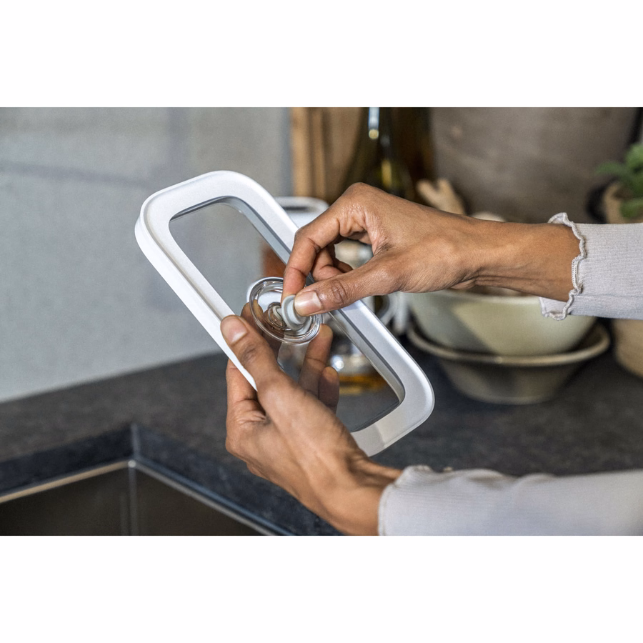 CUBE Container M / 21 cm, 0.75 Qt, Transparent-White