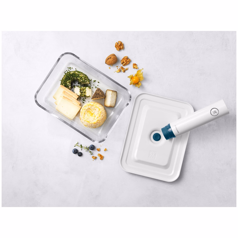 Vacuum Fridge Container, Glass, La Mer