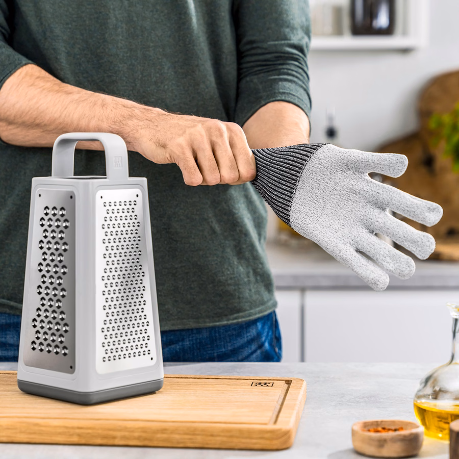 6-Piece Super Savings Essential Set
