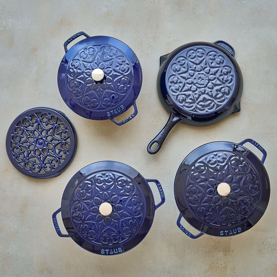 9-inch, Round, Cast Iron Lilly Trivet, Dark Blue