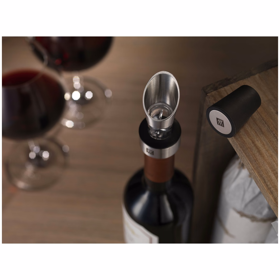 Decanter / Wine Aerator / Pourer And Stopper