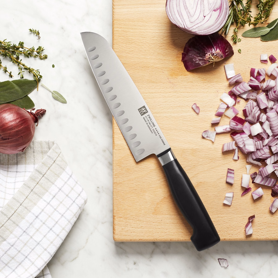 Santoku 7 inch, hollow edge