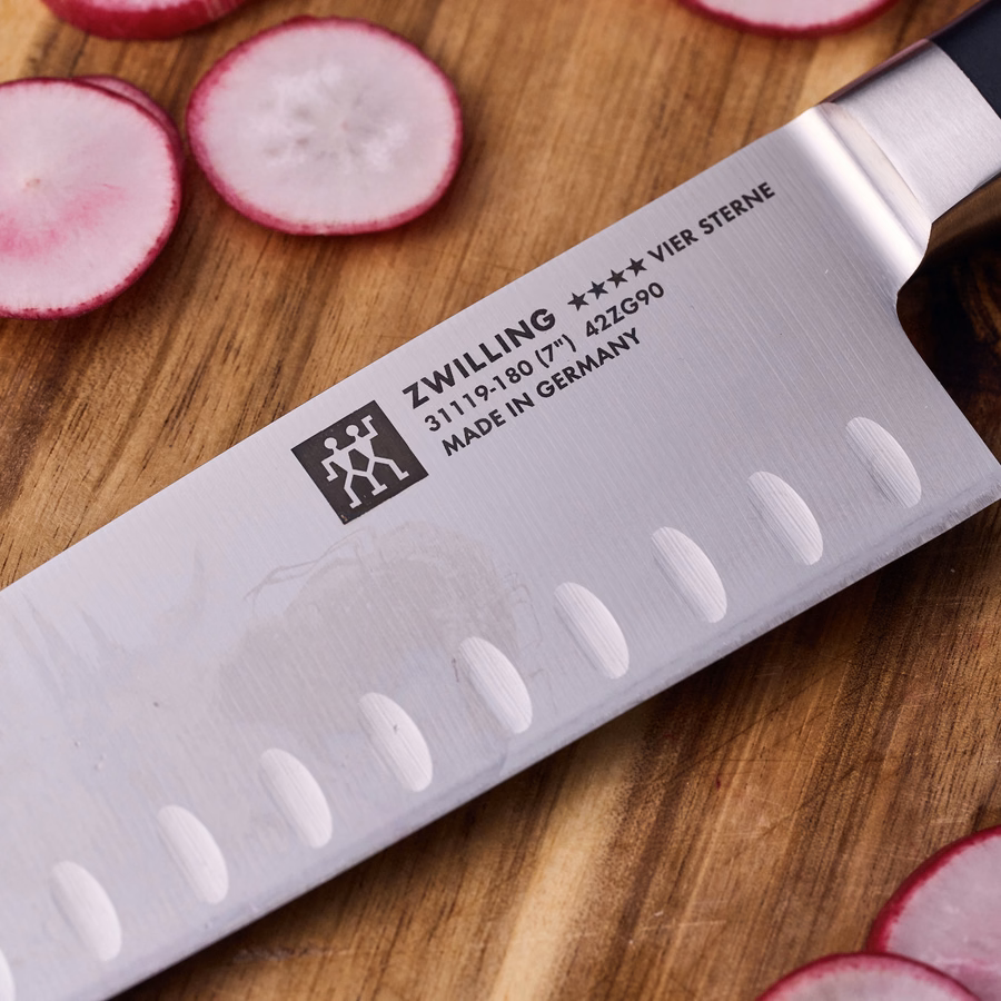 Santoku 7 inch, hollow edge