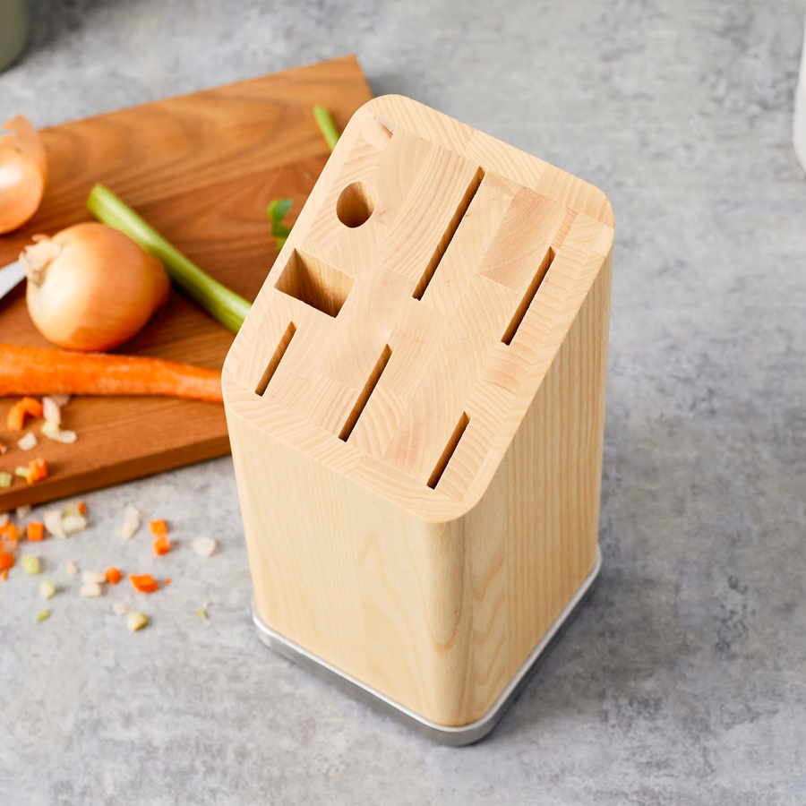 Ash, Knife Block Empty
